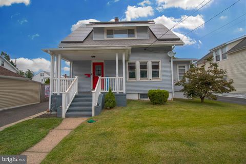 758 PURITAN LAWRENCE NJ 08648