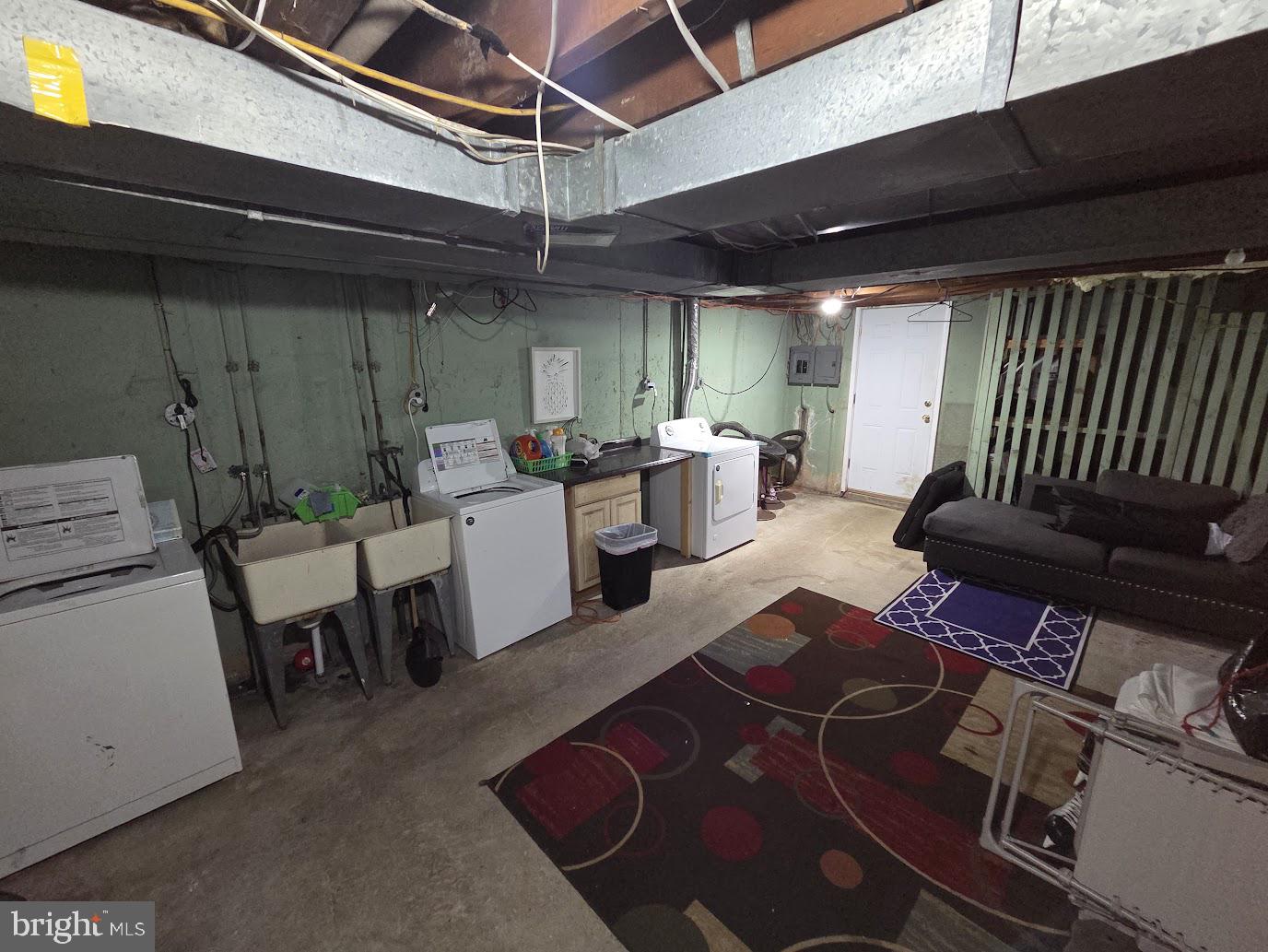 PHILMONT HEIGHTS - Residential Lease