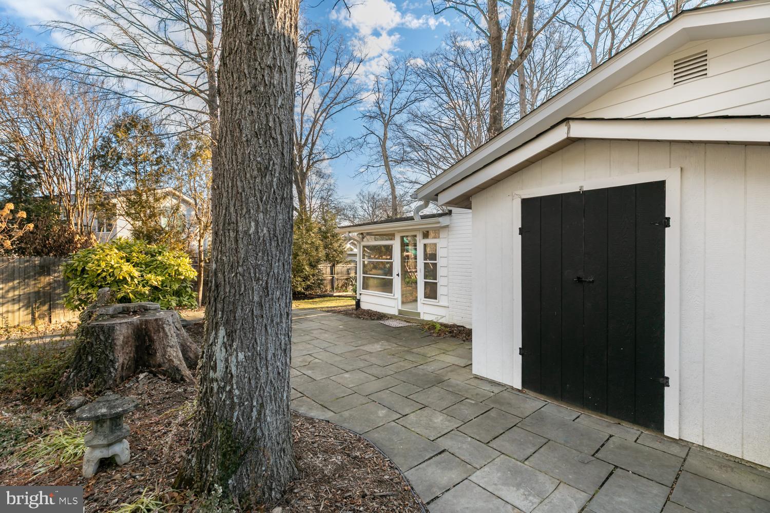 FAIRFAX COUNTRY CLUB ESTATES - Residential