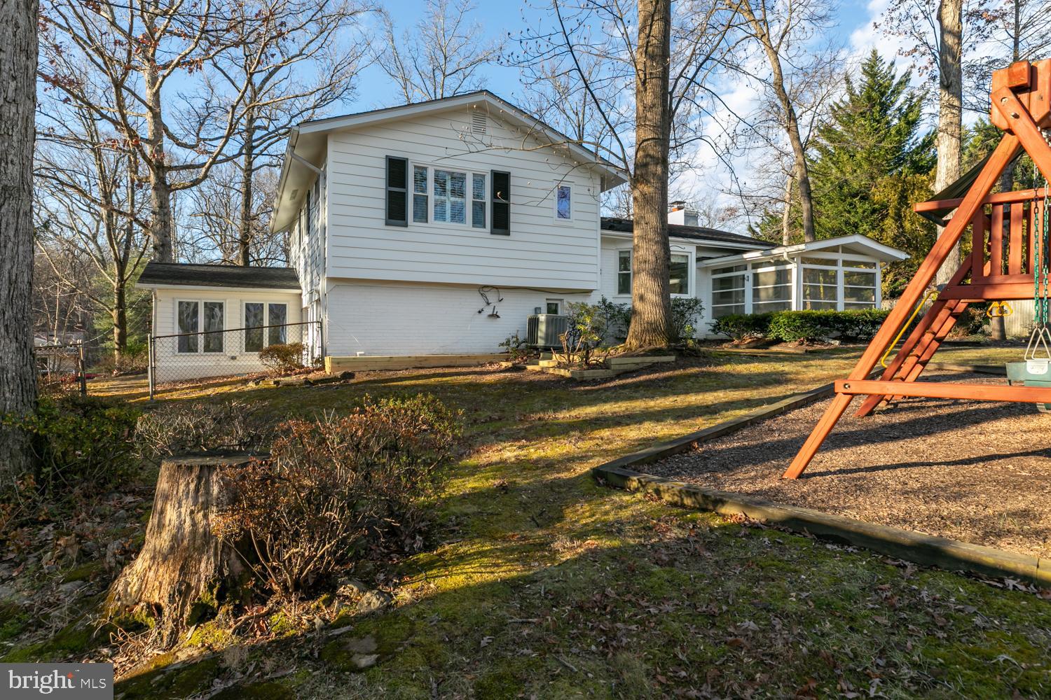 FAIRFAX COUNTRY CLUB ESTATES - Residential