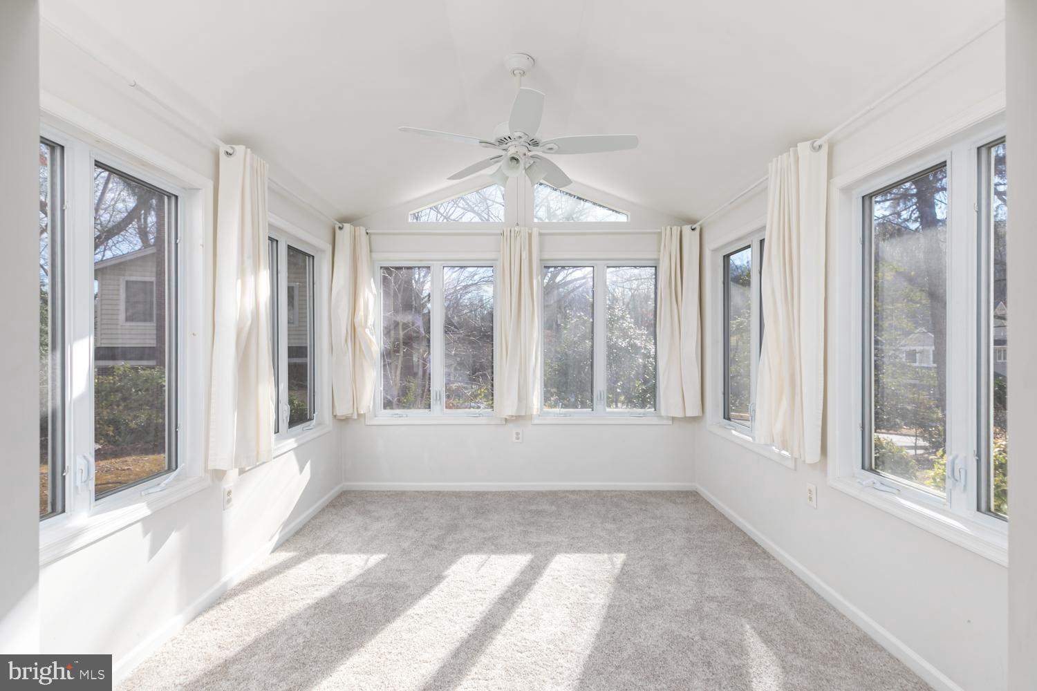 FAIRFAX COUNTRY CLUB ESTATES - Residential