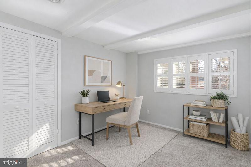 FAIRFAX COUNTRY CLUB ESTATES - Residential