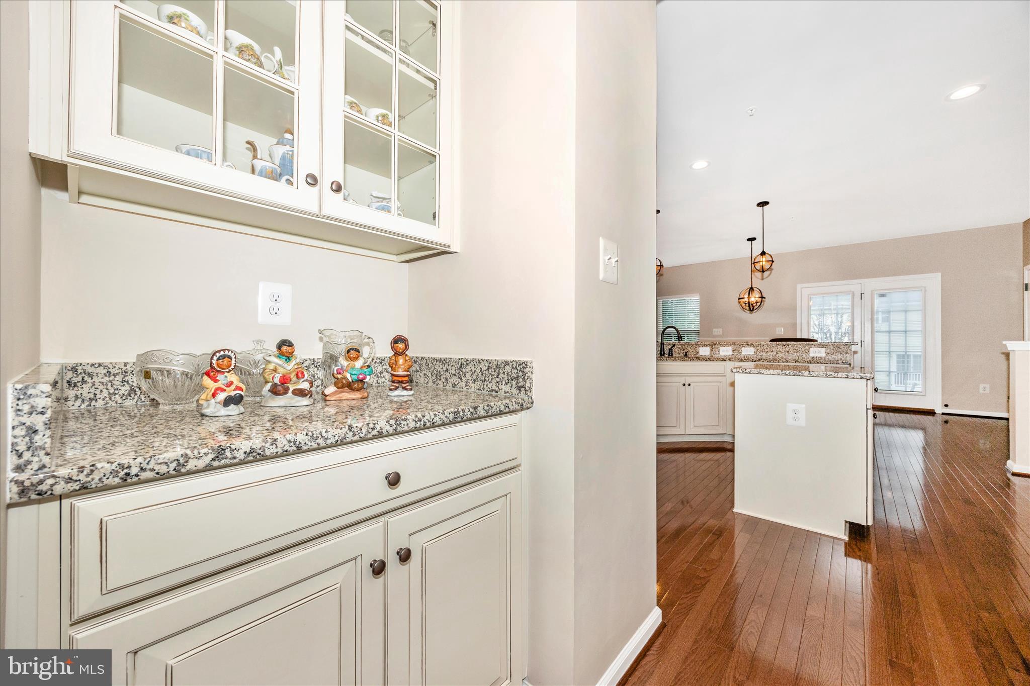 WOODBOURNE MANOR - Residential