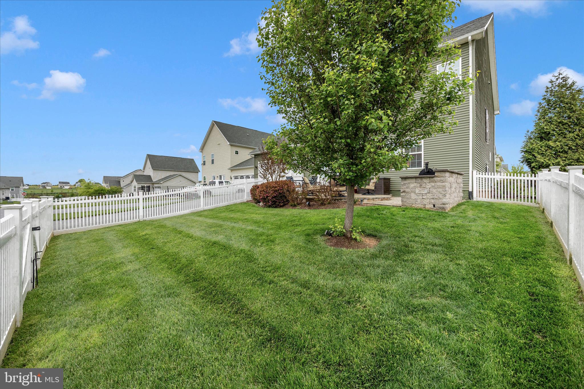 WOODBOURNE MANOR - Residential