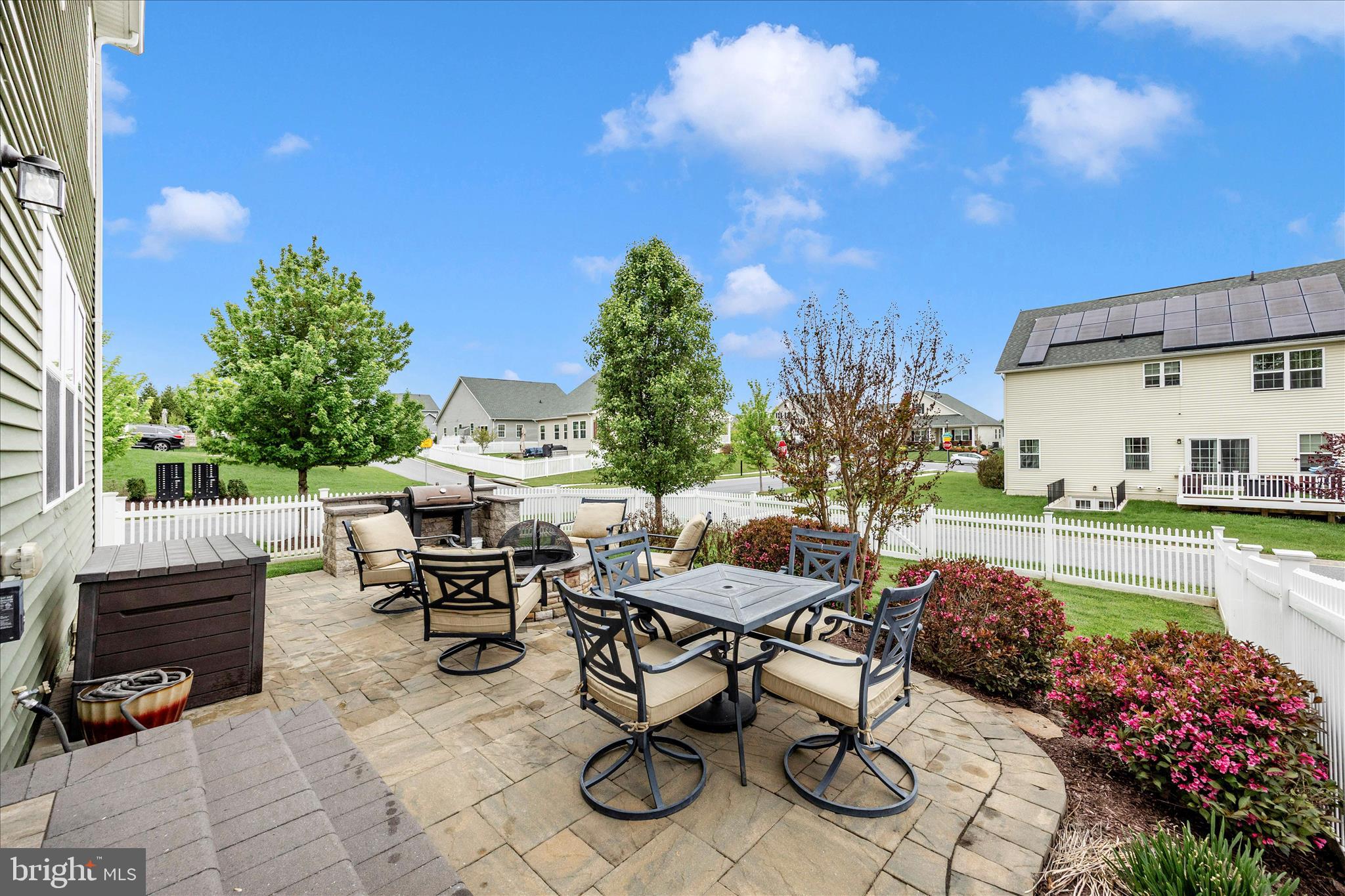 WOODBOURNE MANOR - Residential