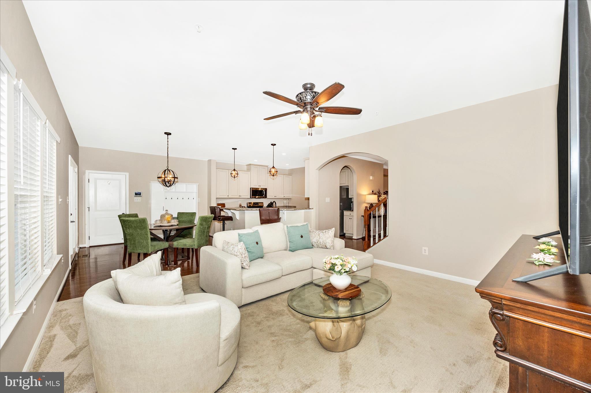 WOODBOURNE MANOR - Residential