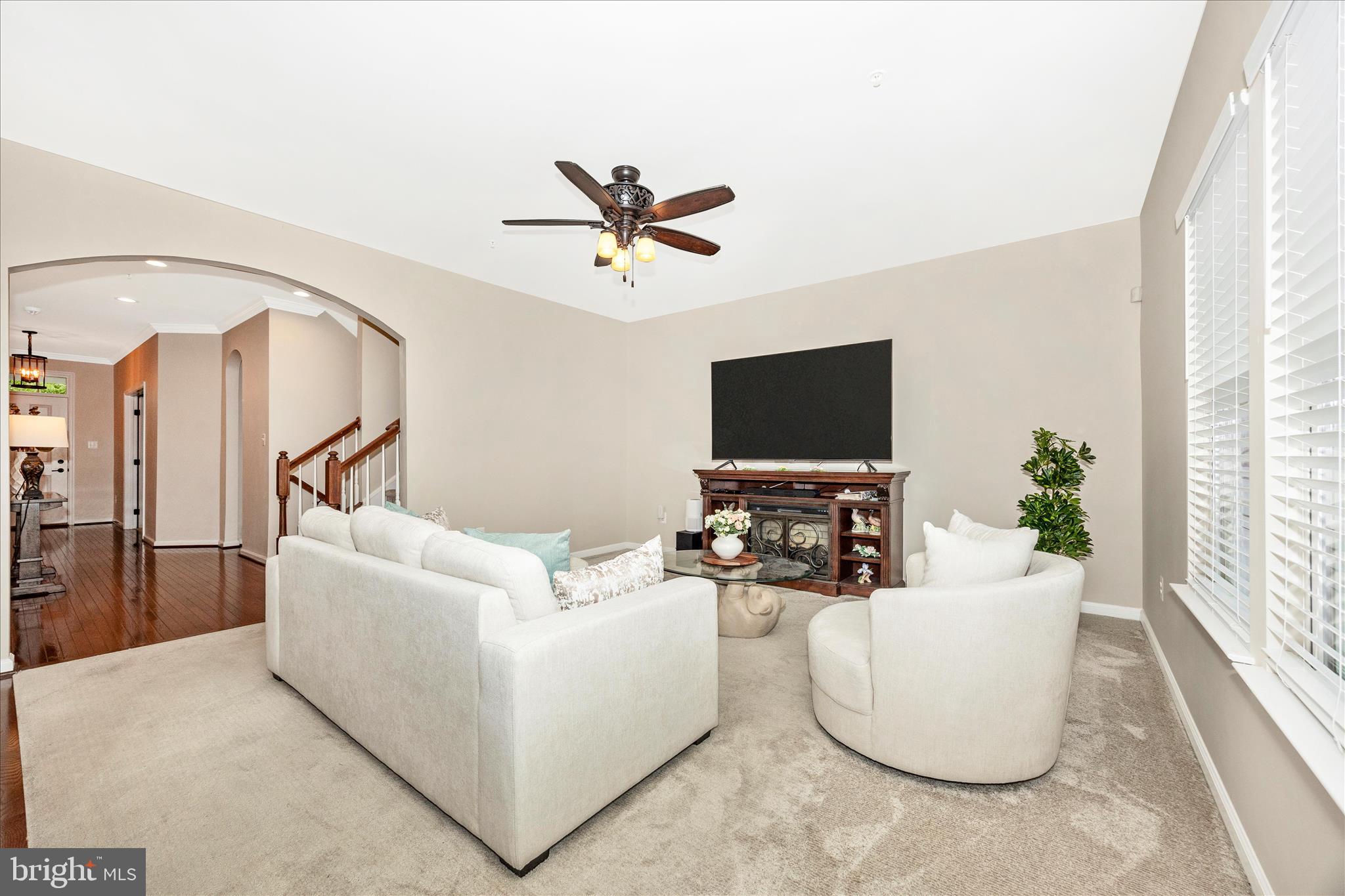 WOODBOURNE MANOR - Residential