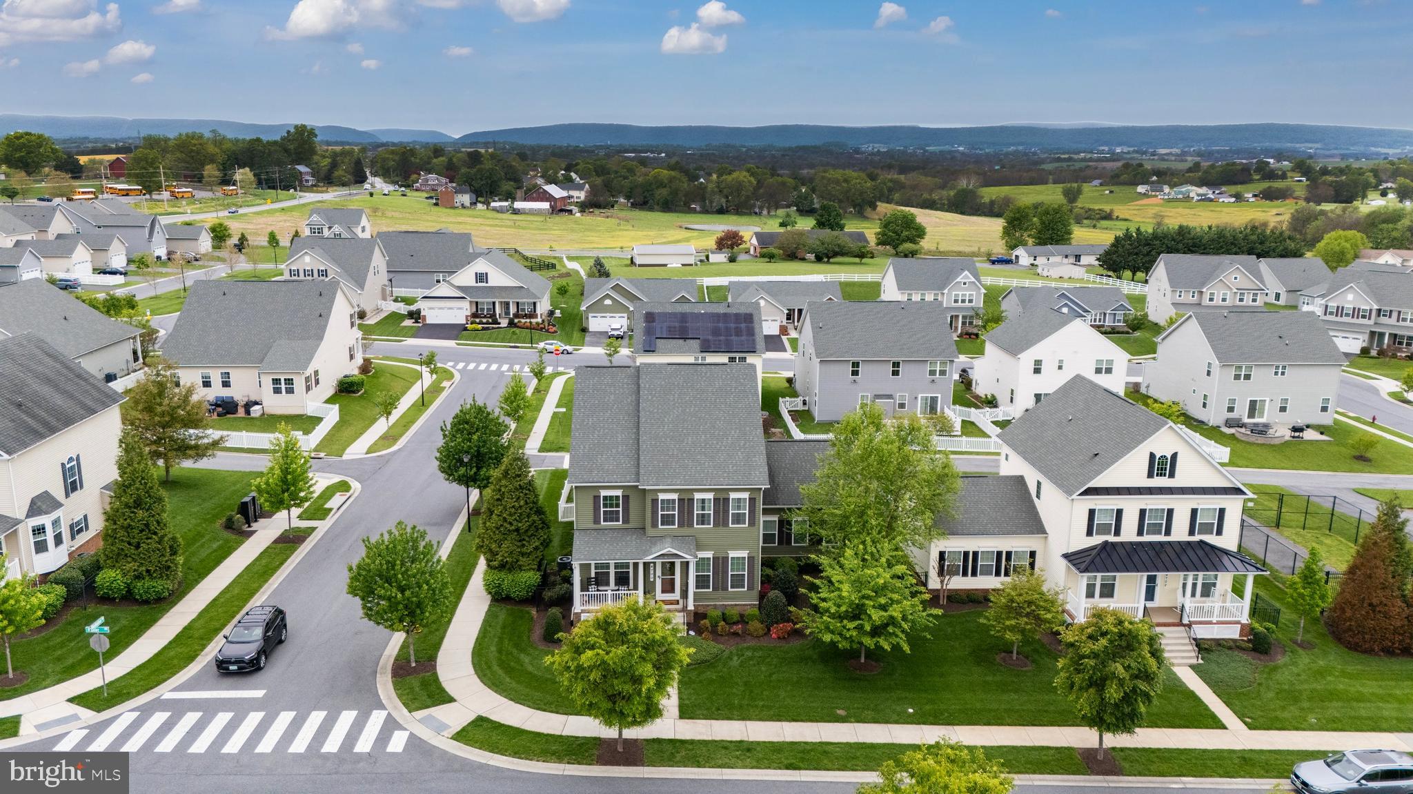 WOODBOURNE MANOR - Residential