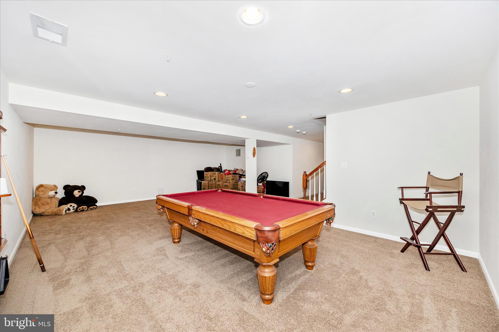 WOODBOURNE MANOR - Residential