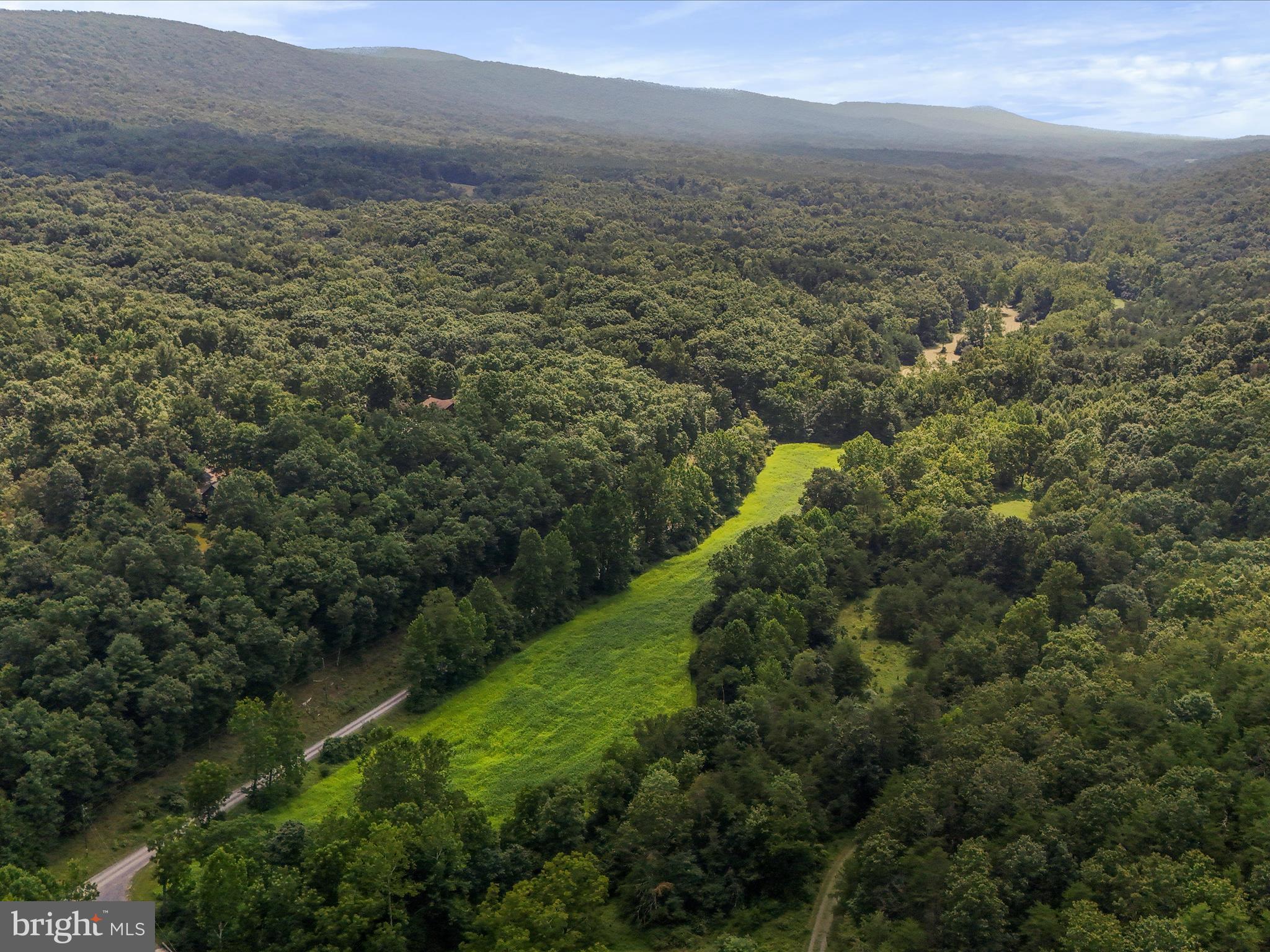 SLIM CHANCE ACRES - Land