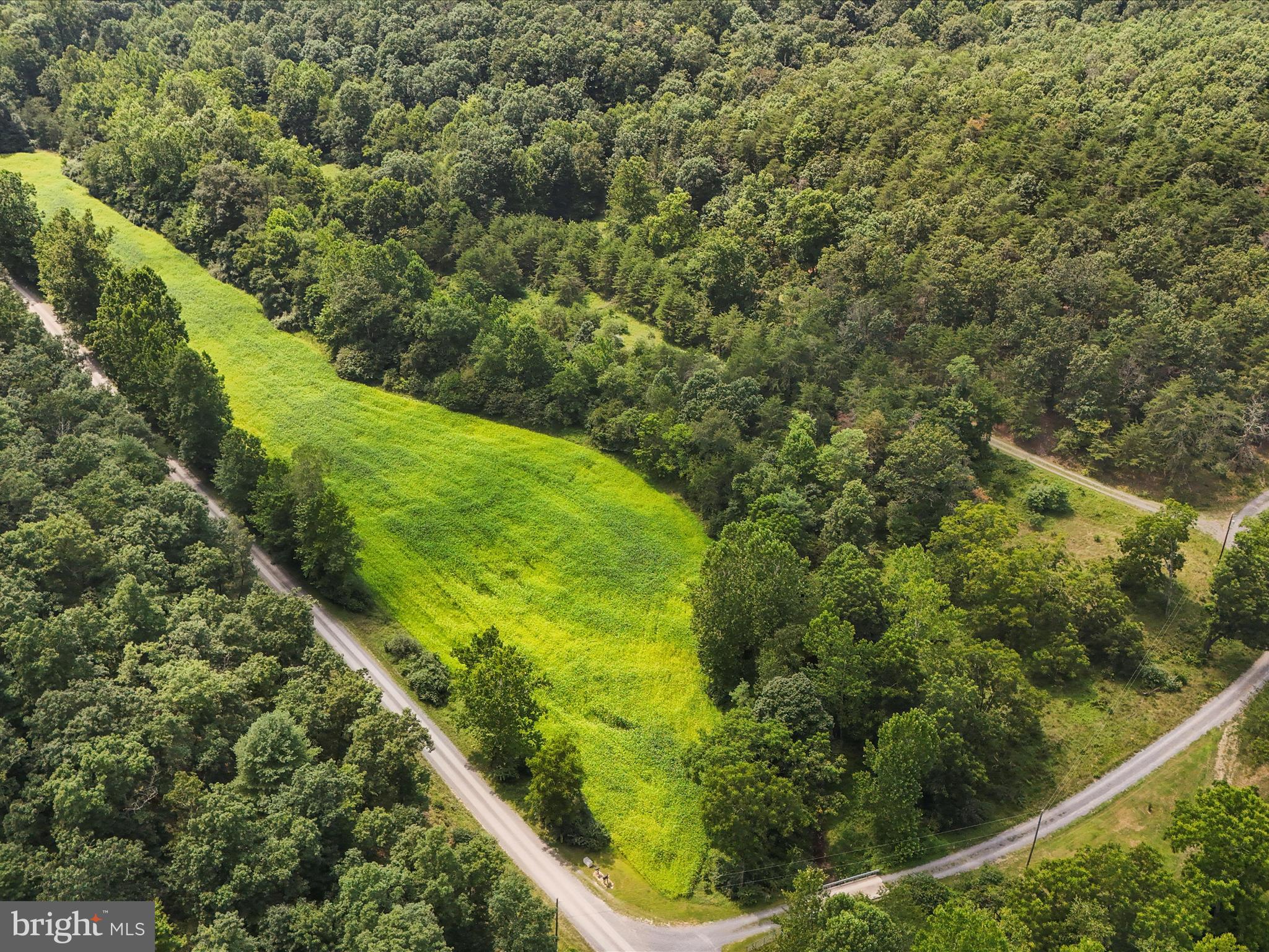 SLIM CHANCE ACRES - Land