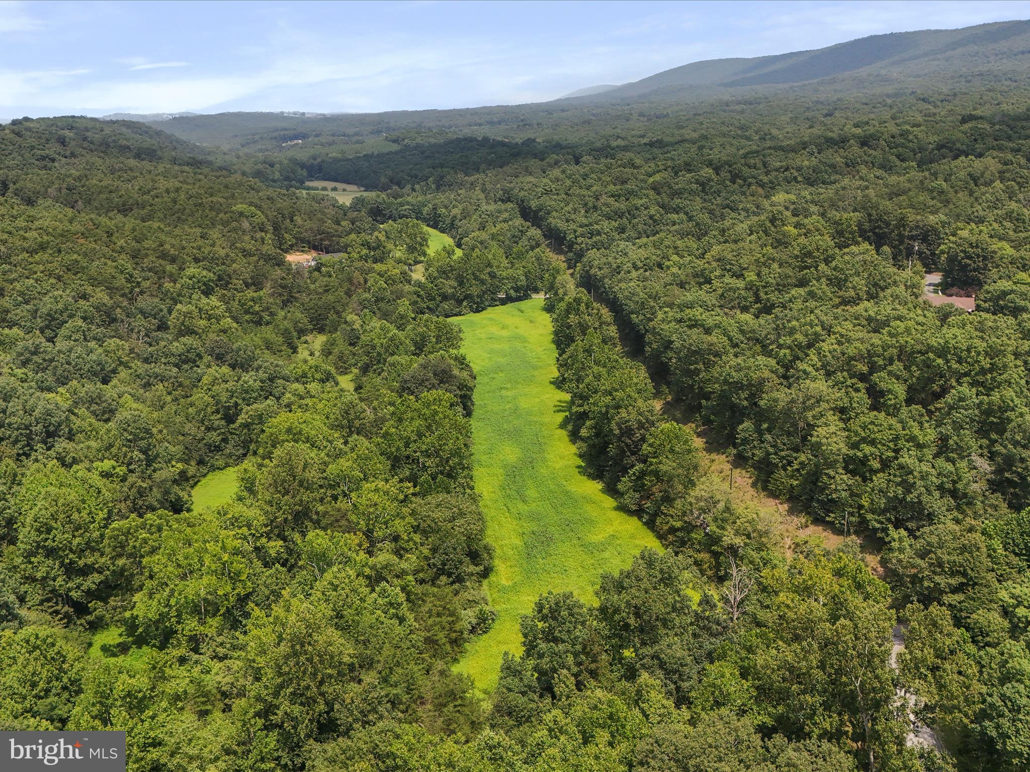 SLIM CHANCE ACRES - Land