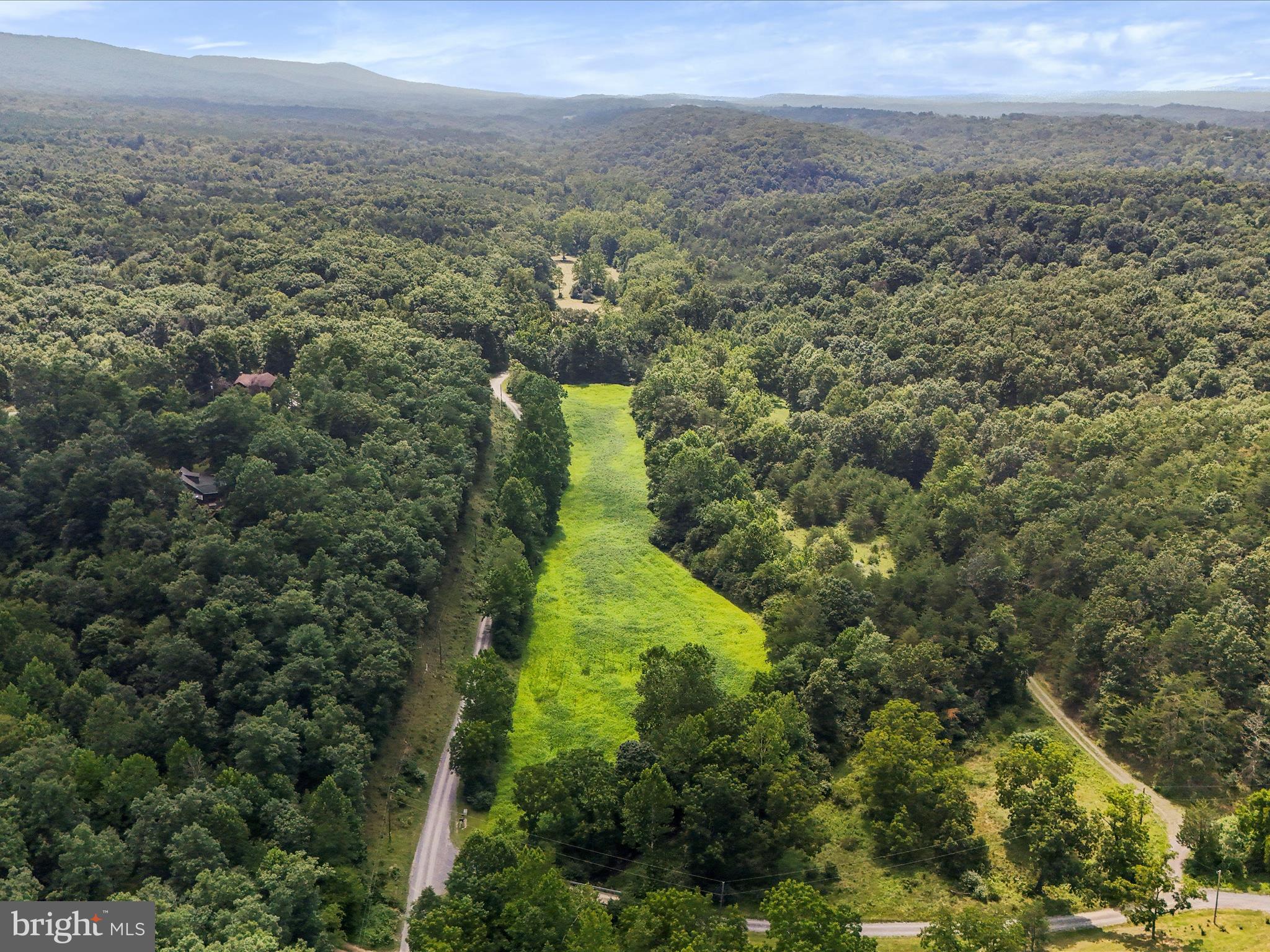 SLIM CHANCE ACRES - Land