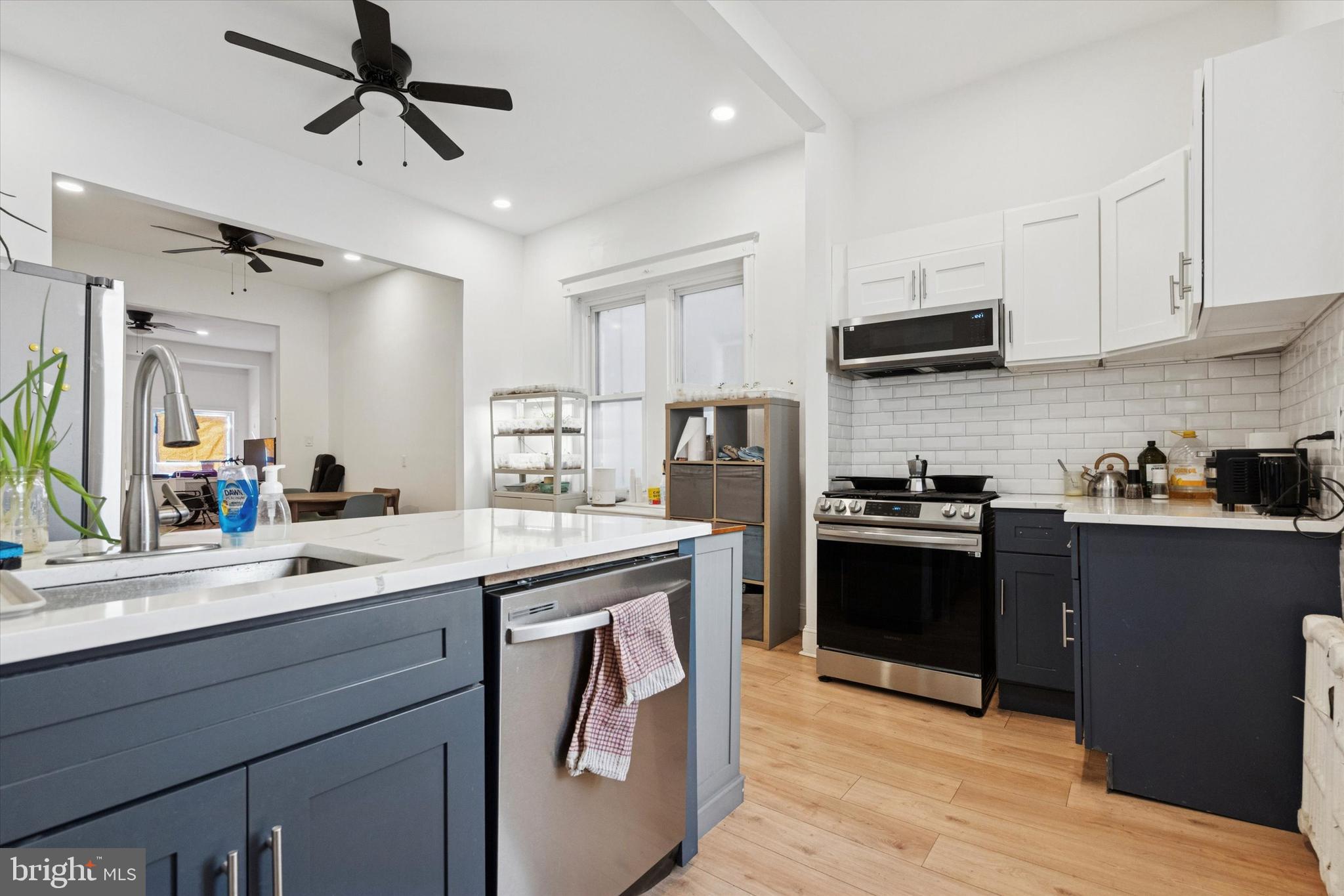 PORT RICHMOND - Residential