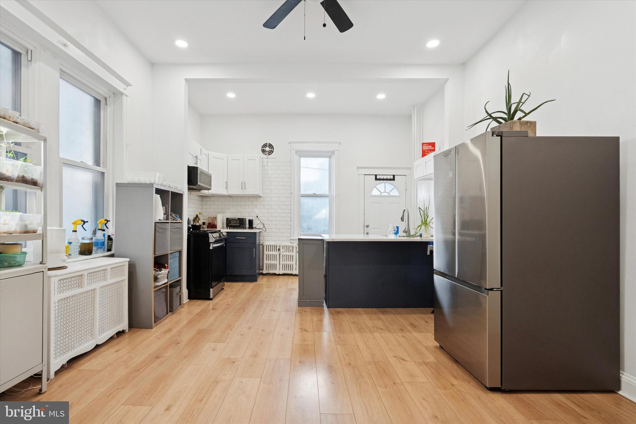 PORT RICHMOND - Residential