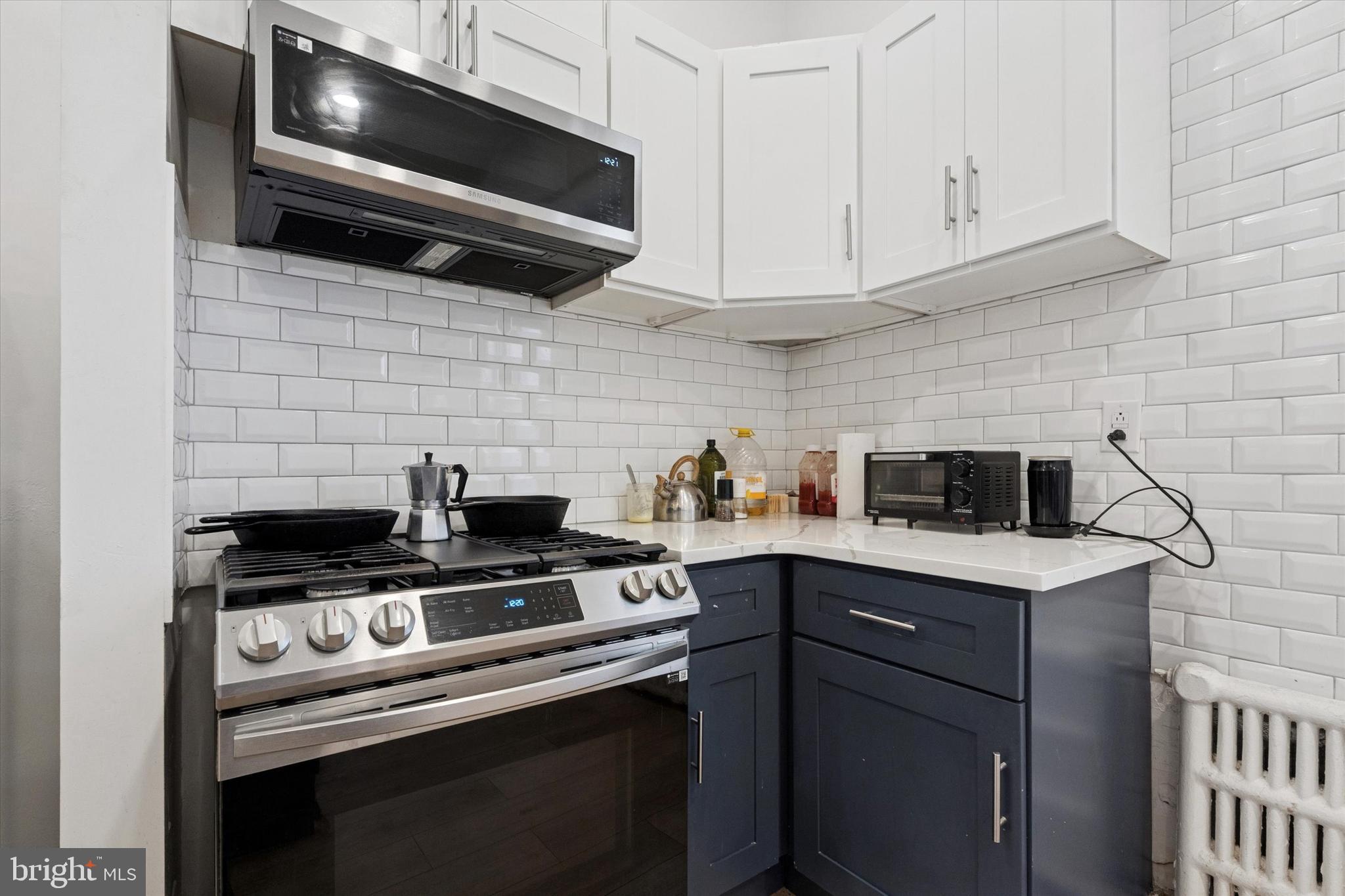 PORT RICHMOND - Residential