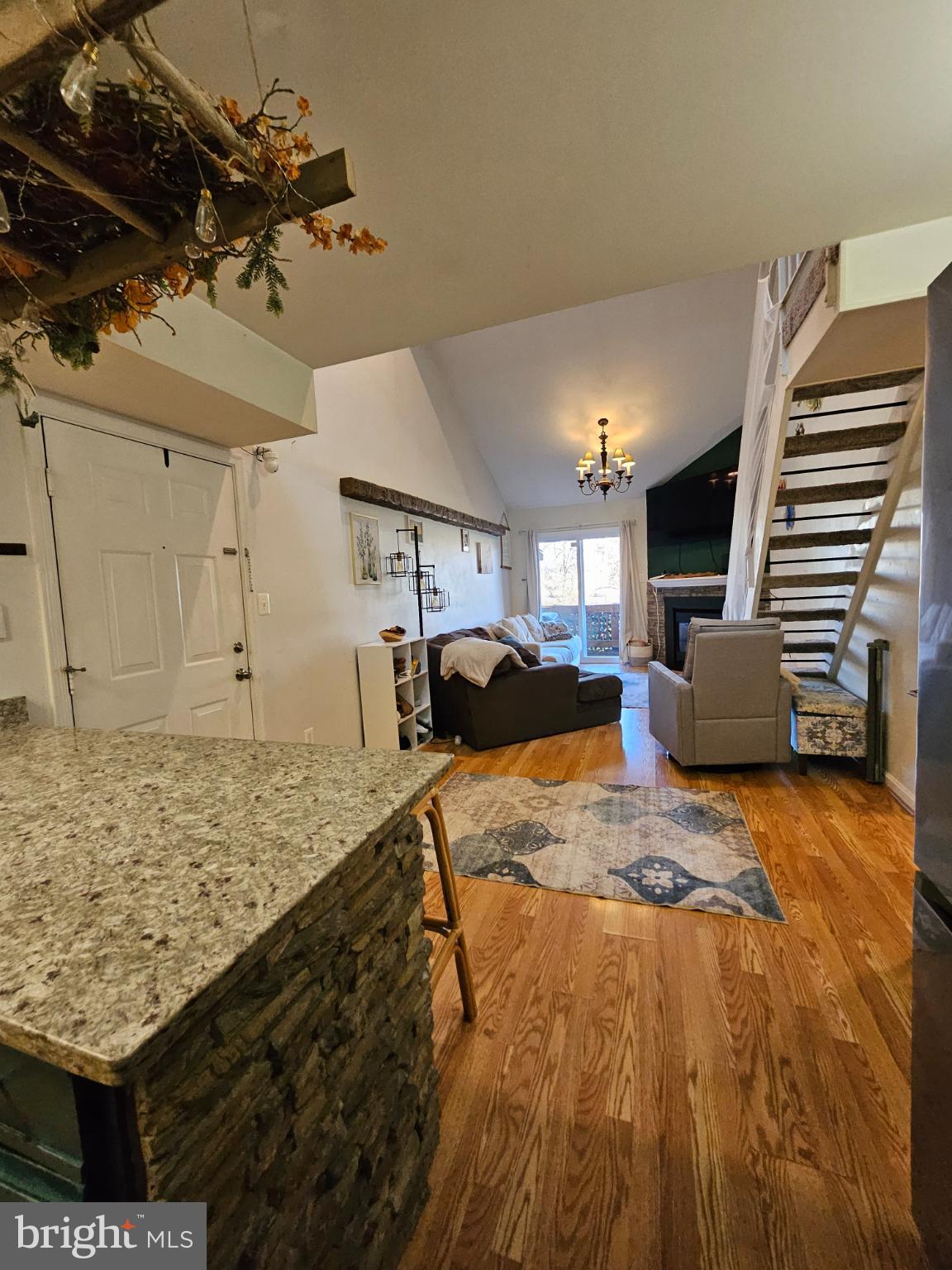 SARATOGA SPRINGS - Residential