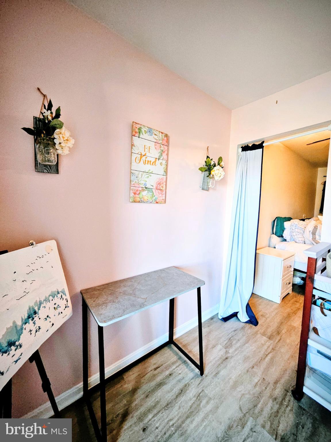 SARATOGA SPRINGS - Residential