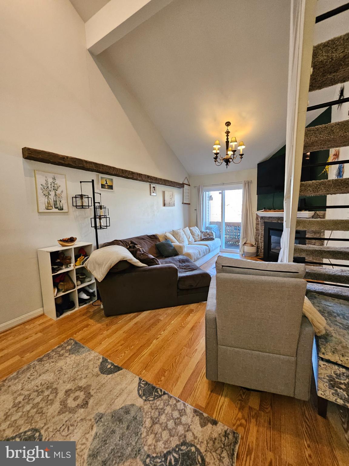 SARATOGA SPRINGS - Residential