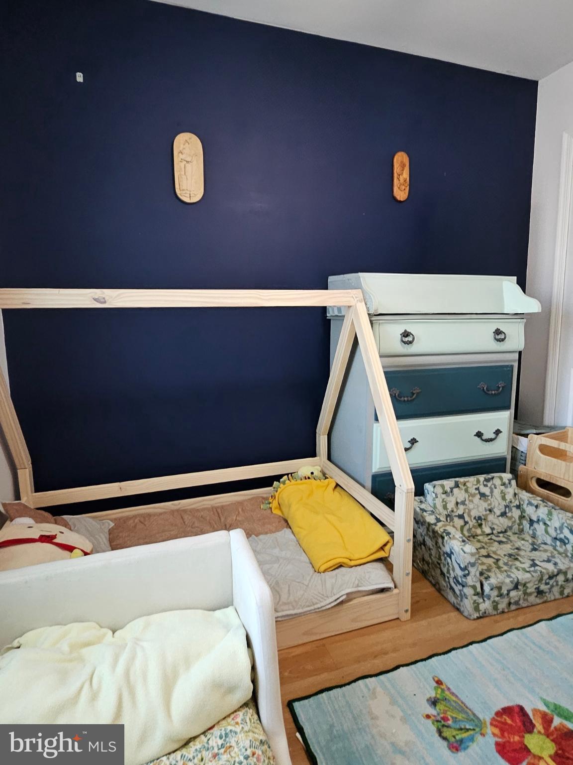 SARATOGA SPRINGS - Residential