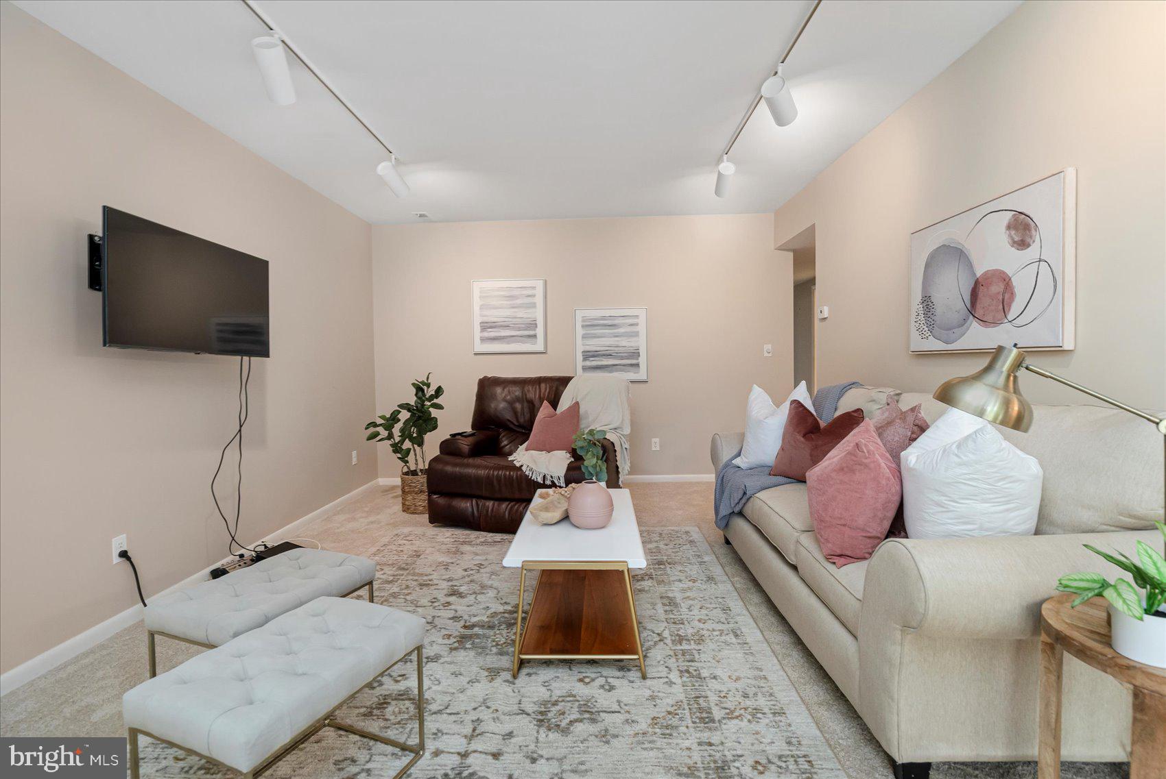 MAYS CHAPEL - Residential