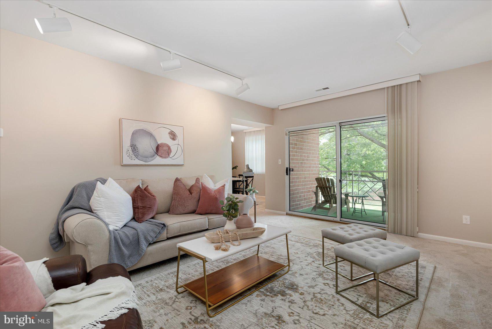 MAYS CHAPEL - Residential