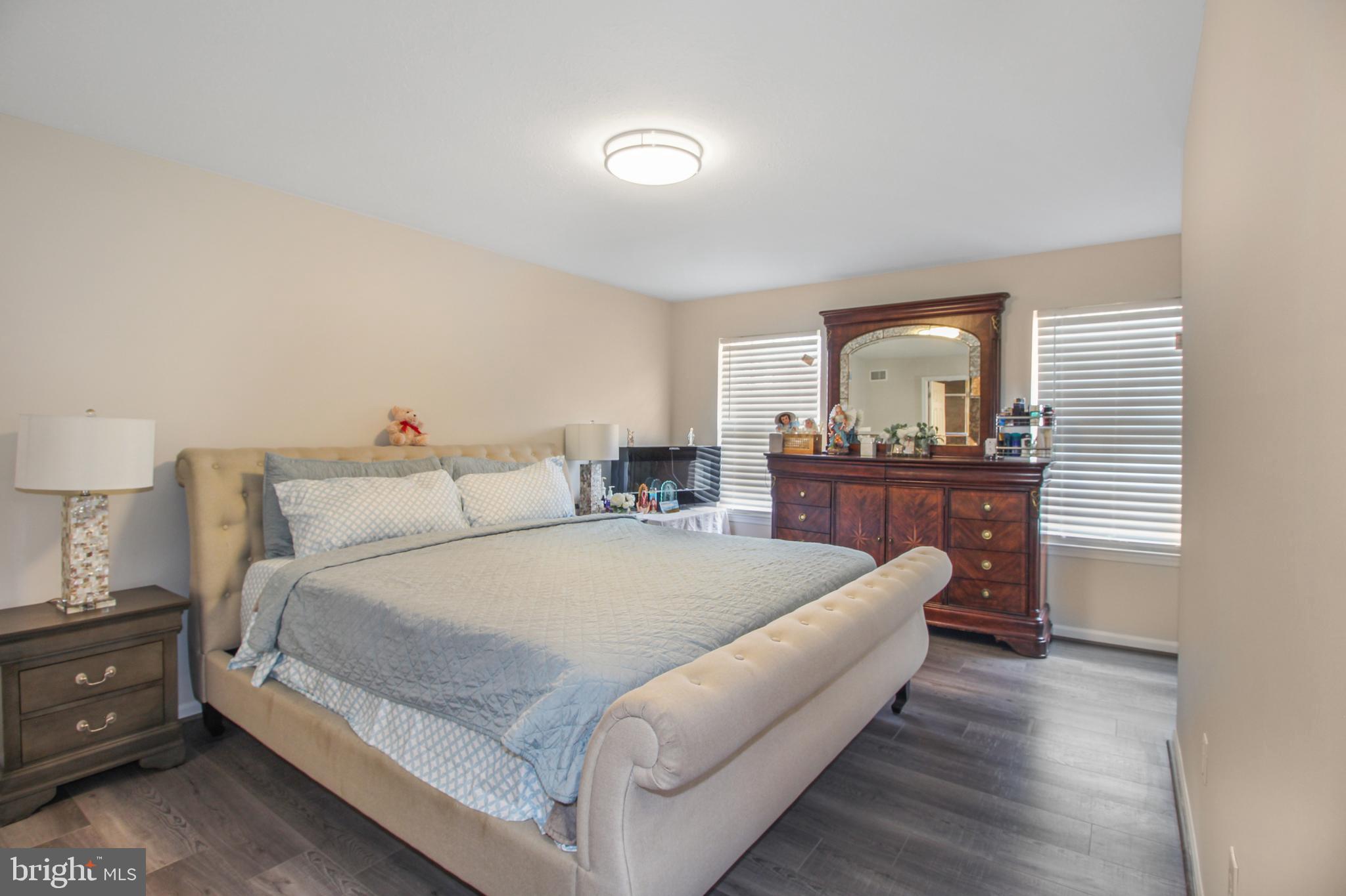 MILFORD GARDENS - Residential