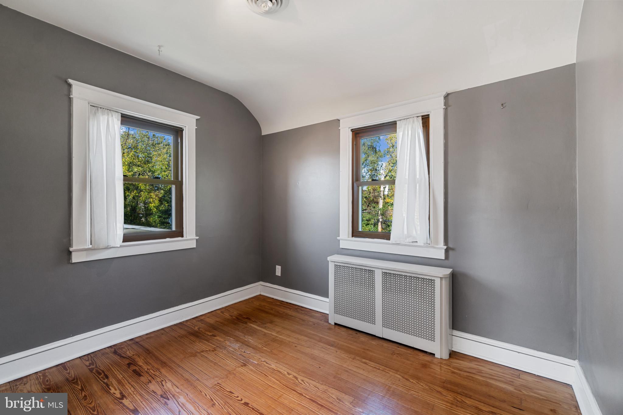 HALETHORPE HEIGHTS - Residential