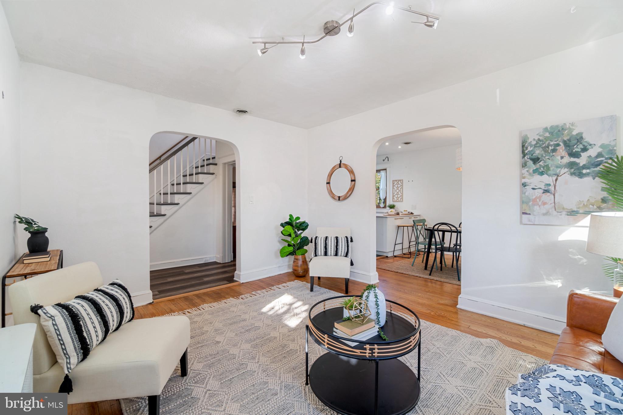 HALETHORPE HEIGHTS - Residential