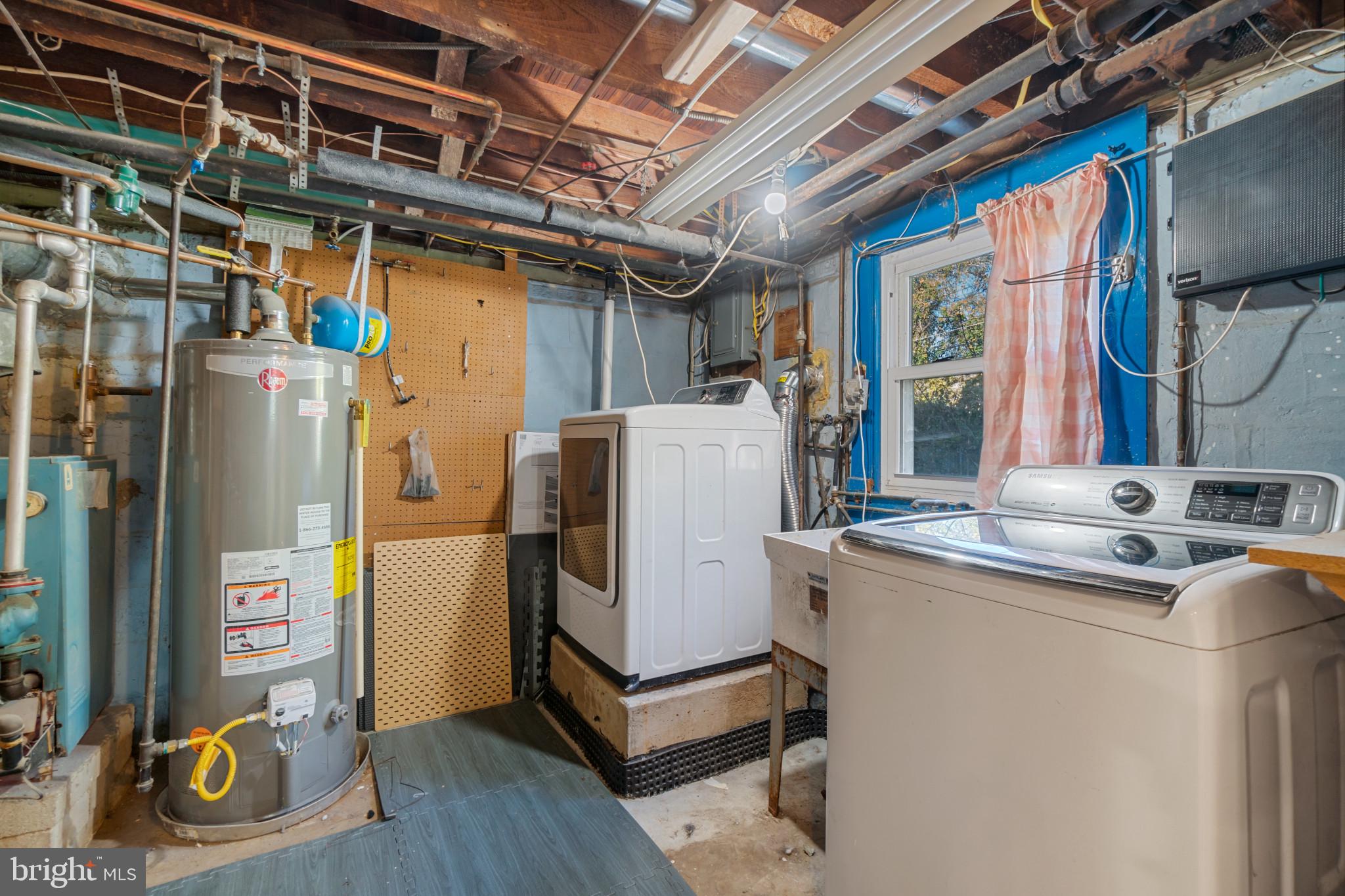 HALETHORPE HEIGHTS - Residential