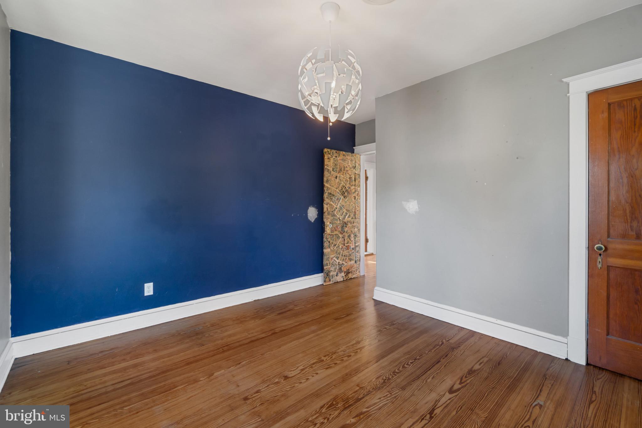 HALETHORPE HEIGHTS - Residential