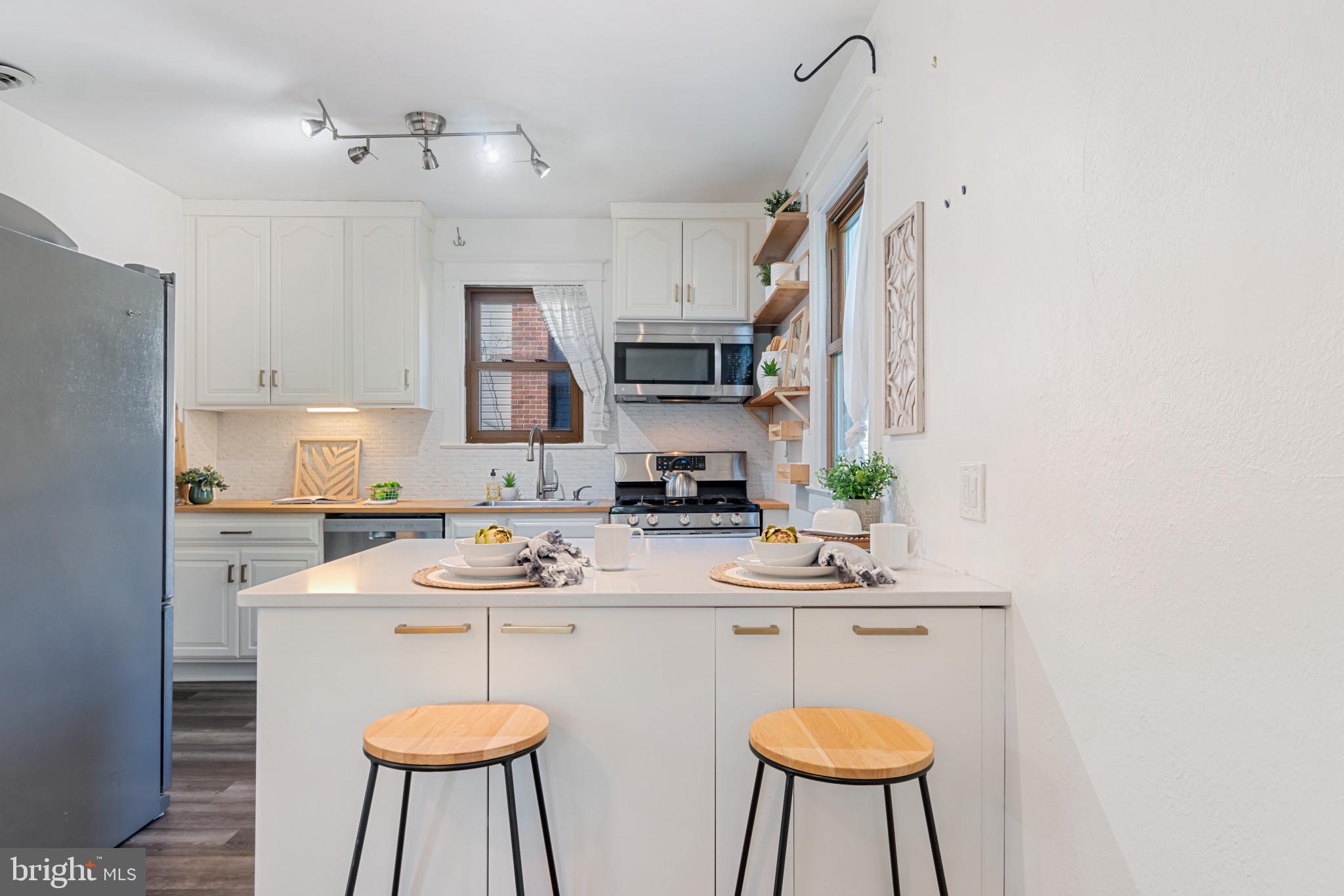 HALETHORPE HEIGHTS - Residential