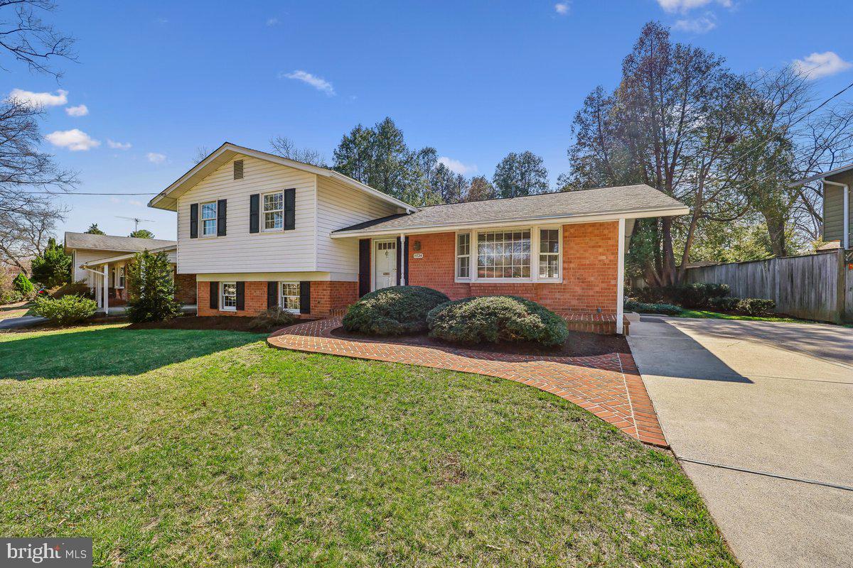 REGENCY ESTATES - Residential