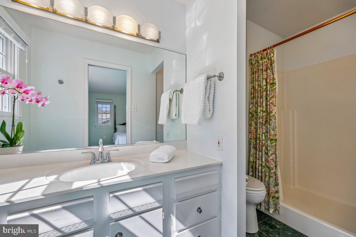 REGENCY ESTATES - Residential