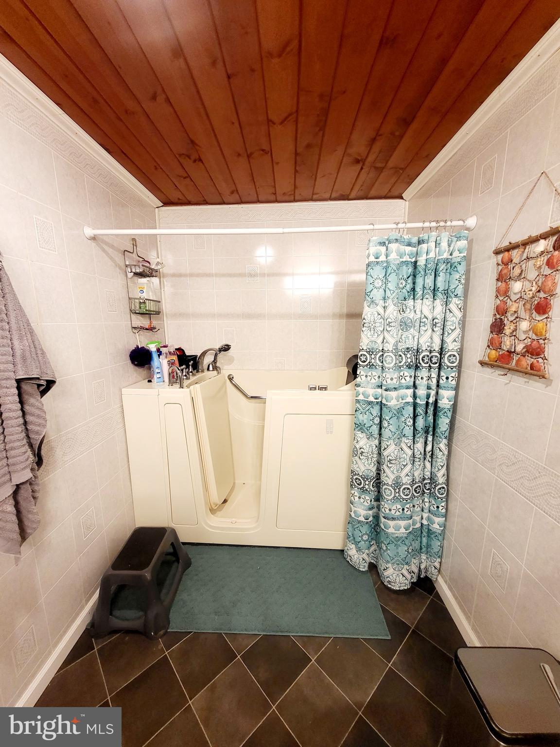 OAKLAND - Residential