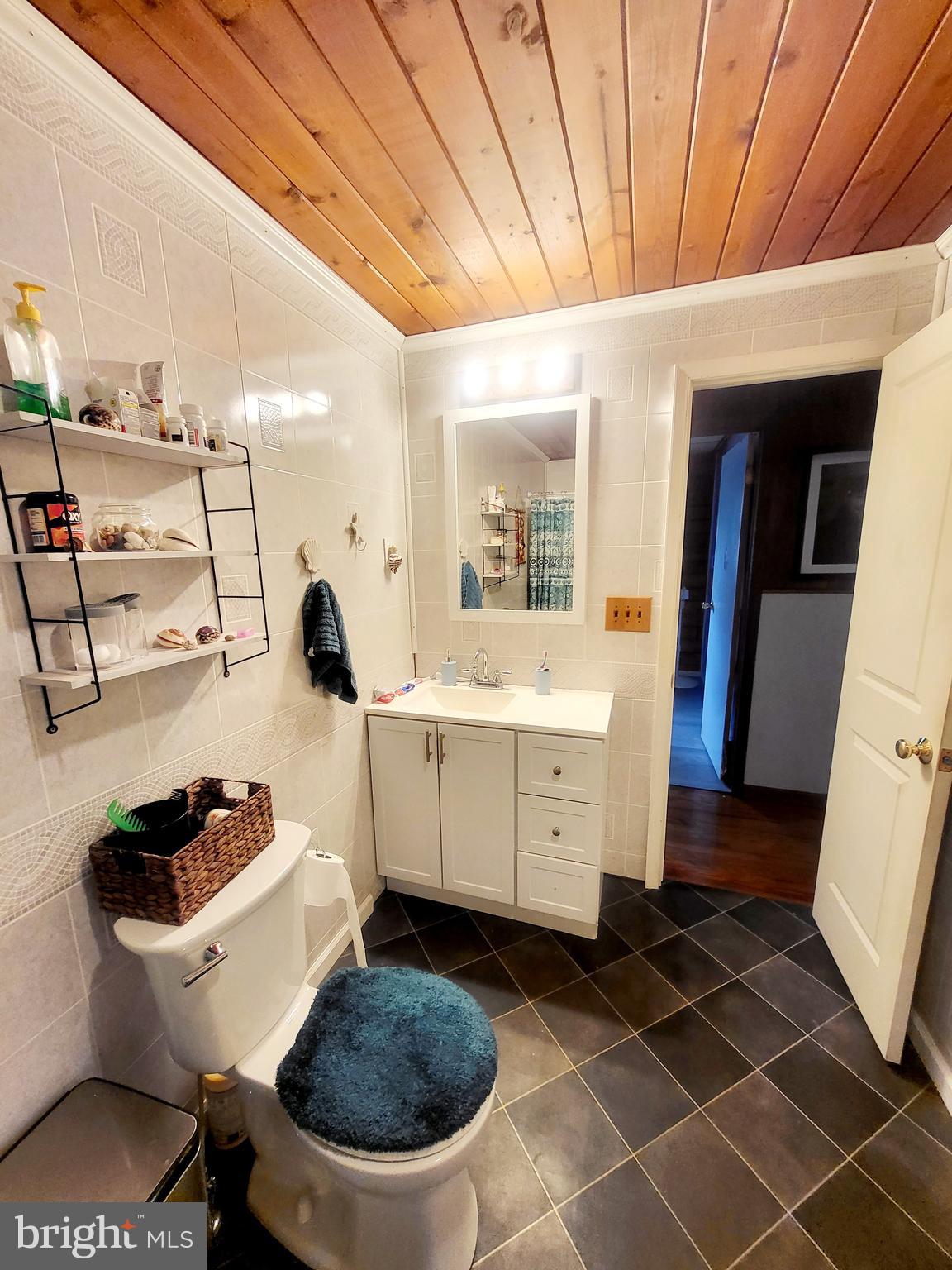 OAKLAND - Residential