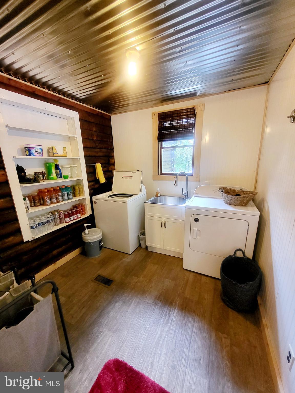 OAKLAND - Residential