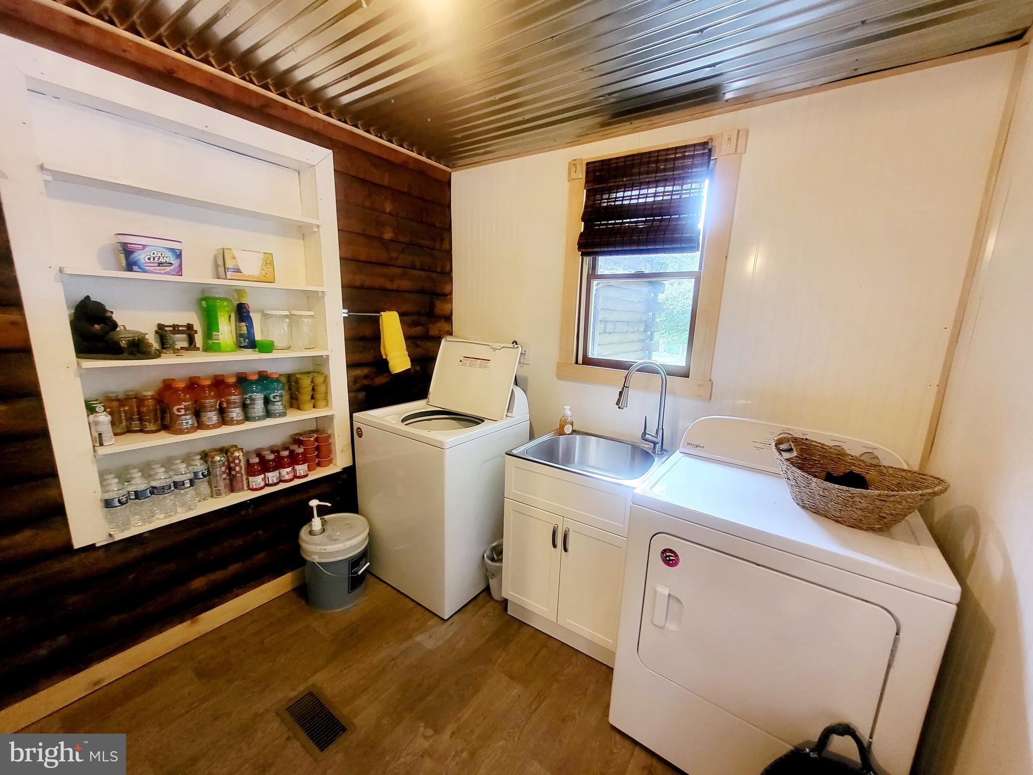 OAKLAND - Residential