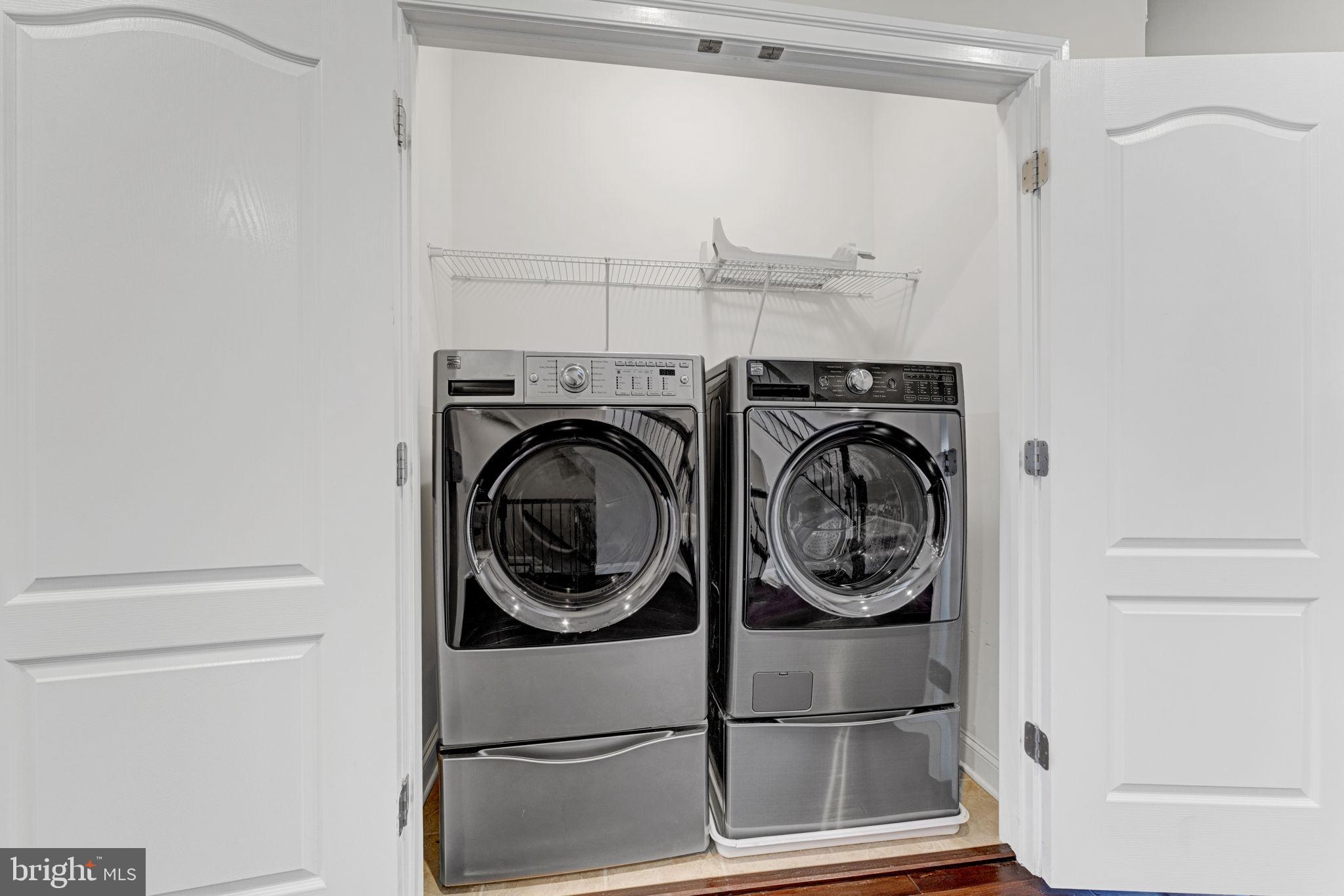 POTOMAC OVERLOOK CONDO - Residential