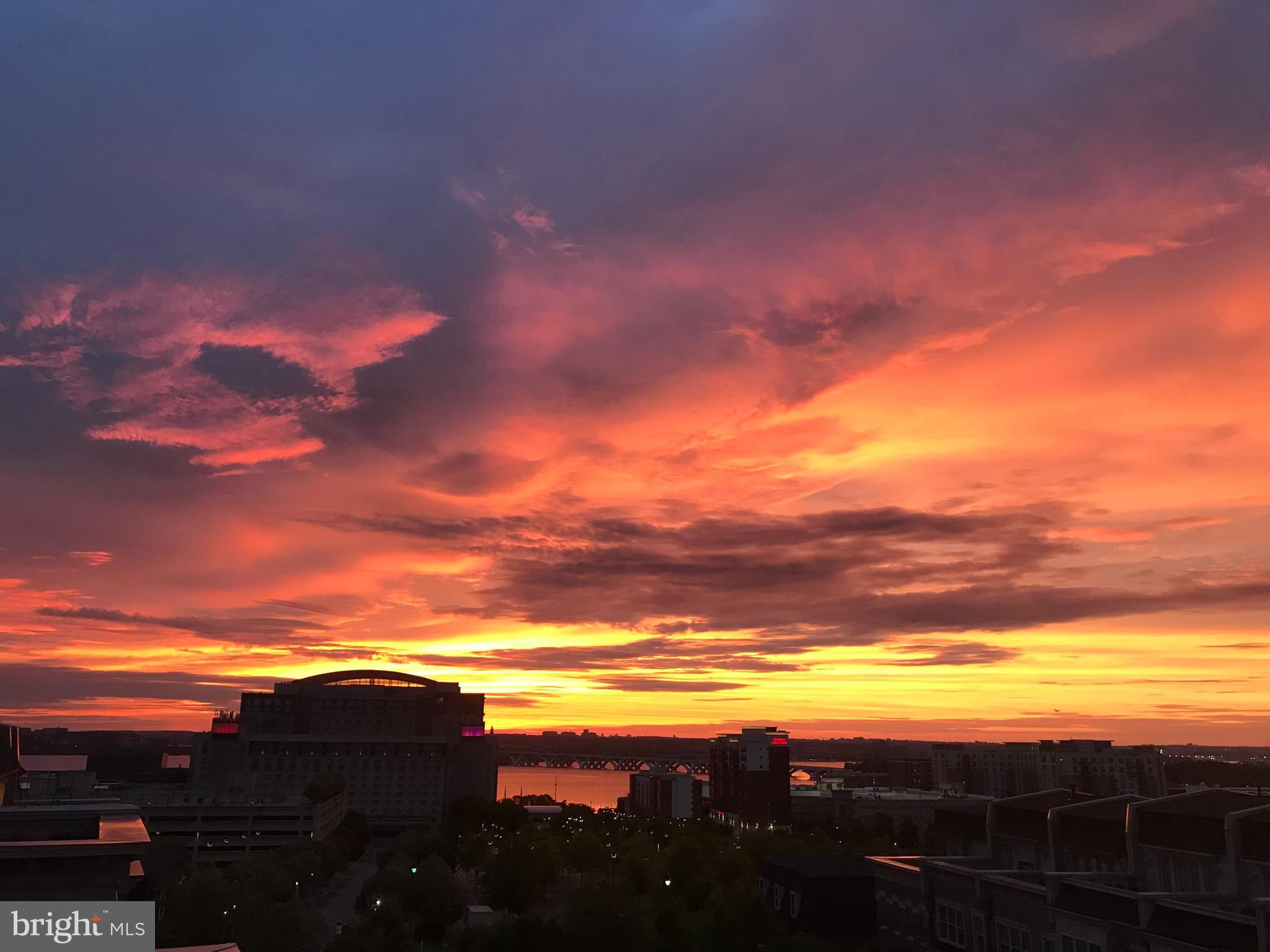 POTOMAC OVERLOOK CONDO - Residential