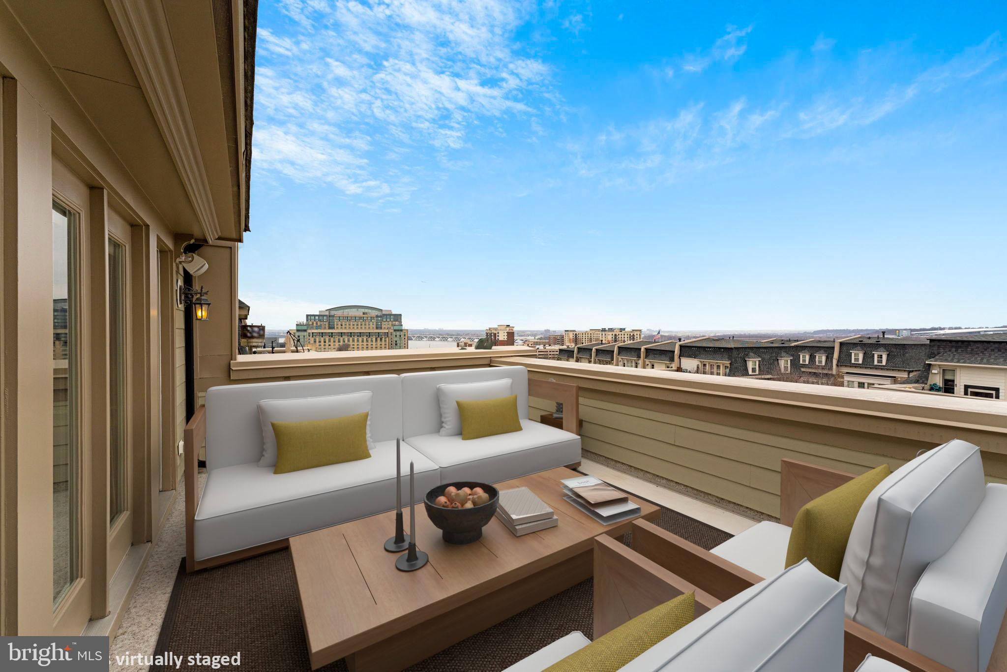 POTOMAC OVERLOOK CONDO - Residential