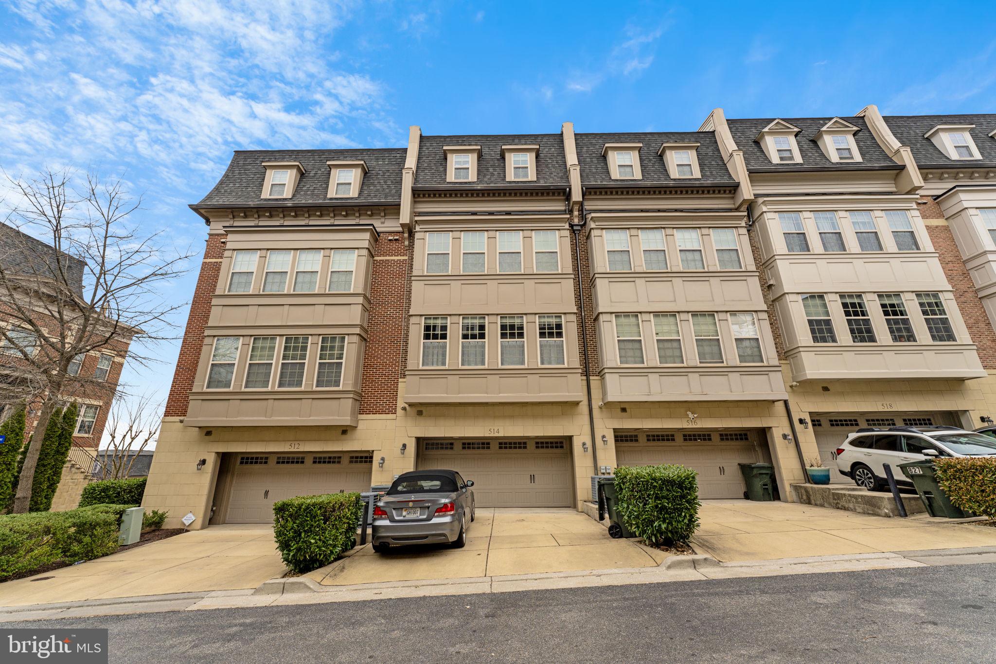 POTOMAC OVERLOOK CONDO - Residential