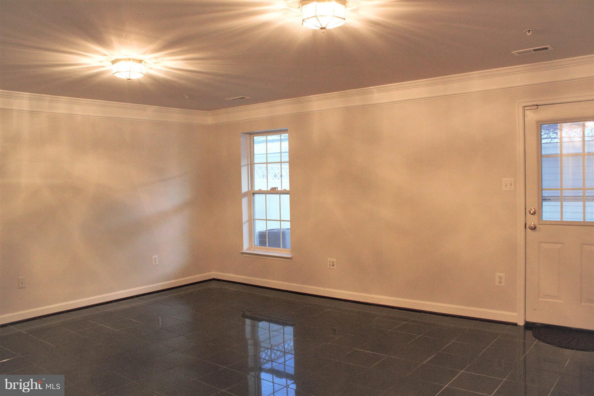 VILLAGES OF URBANA - Residential Lease