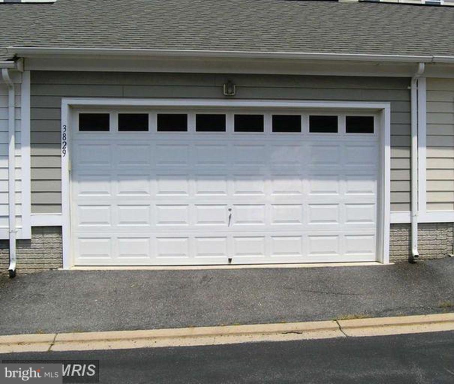 VILLAGES OF URBANA - Residential Lease