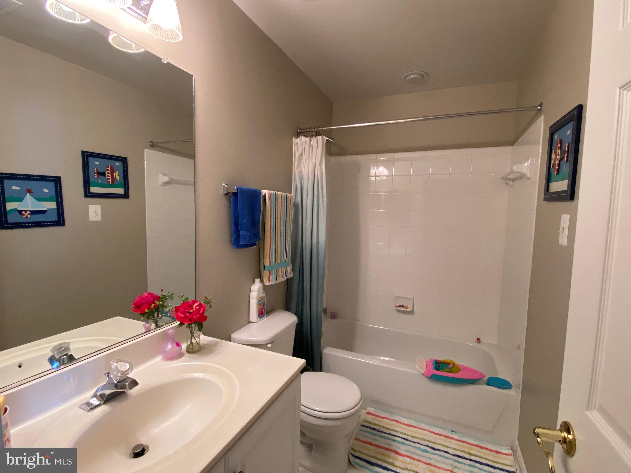 VILLAGES OF URBANA - Residential Lease