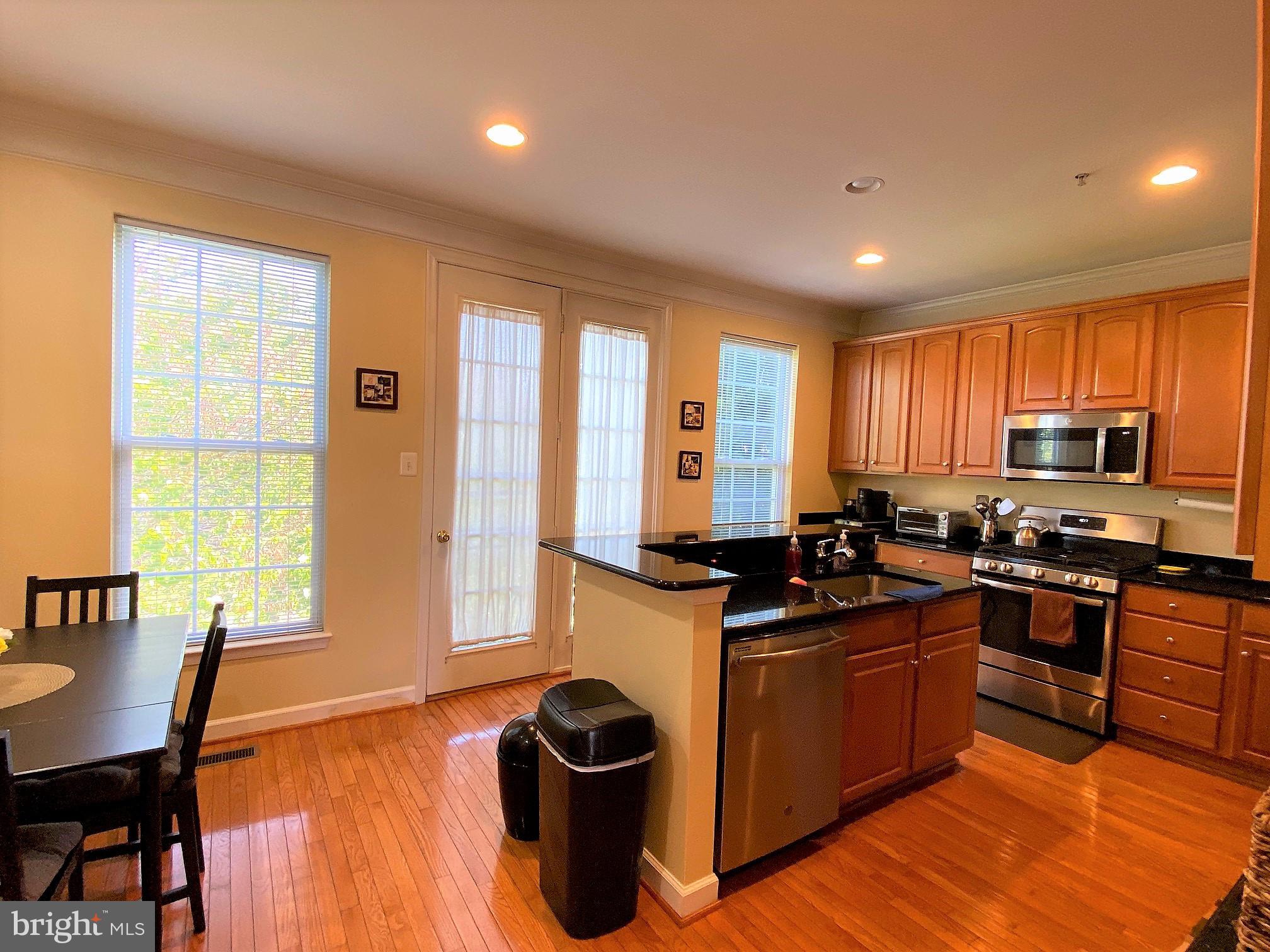 VILLAGES OF URBANA - Residential Lease