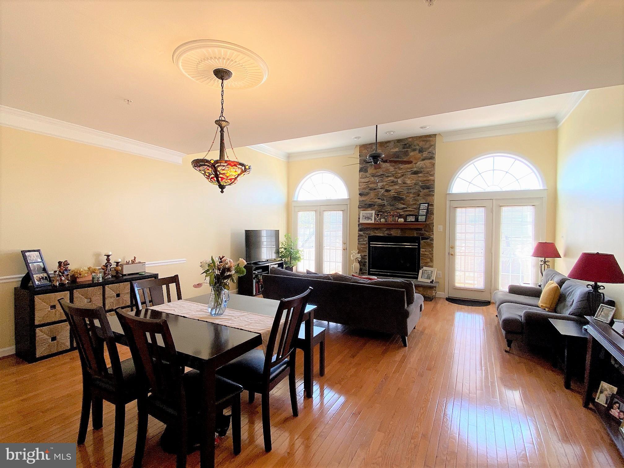 VILLAGES OF URBANA - Residential Lease