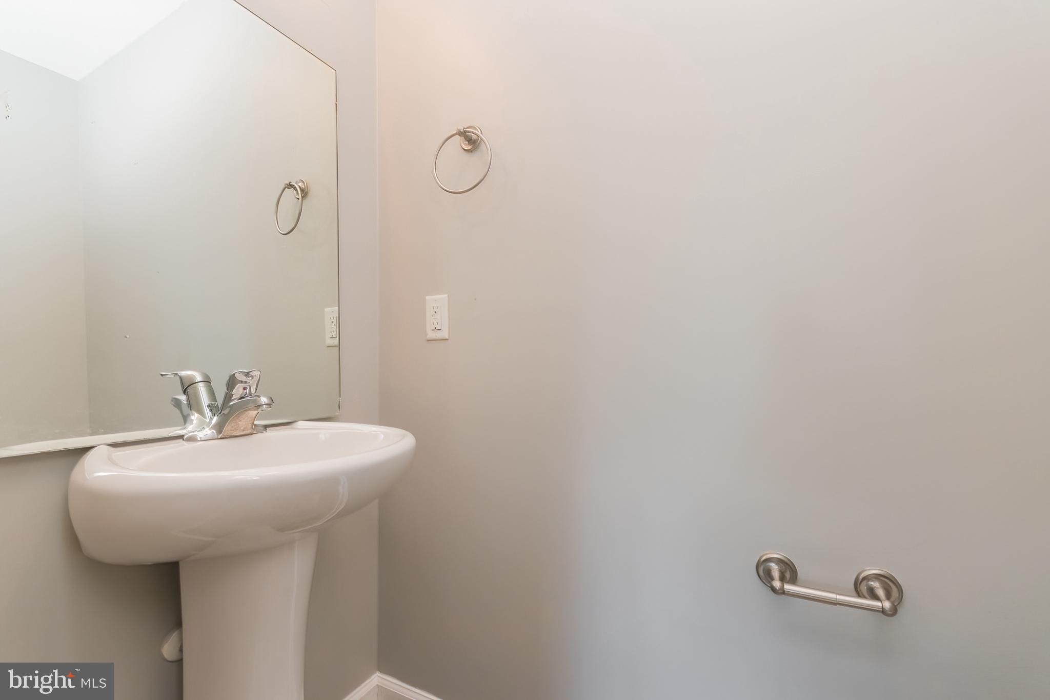 INWOOD VILLAGE - Residential