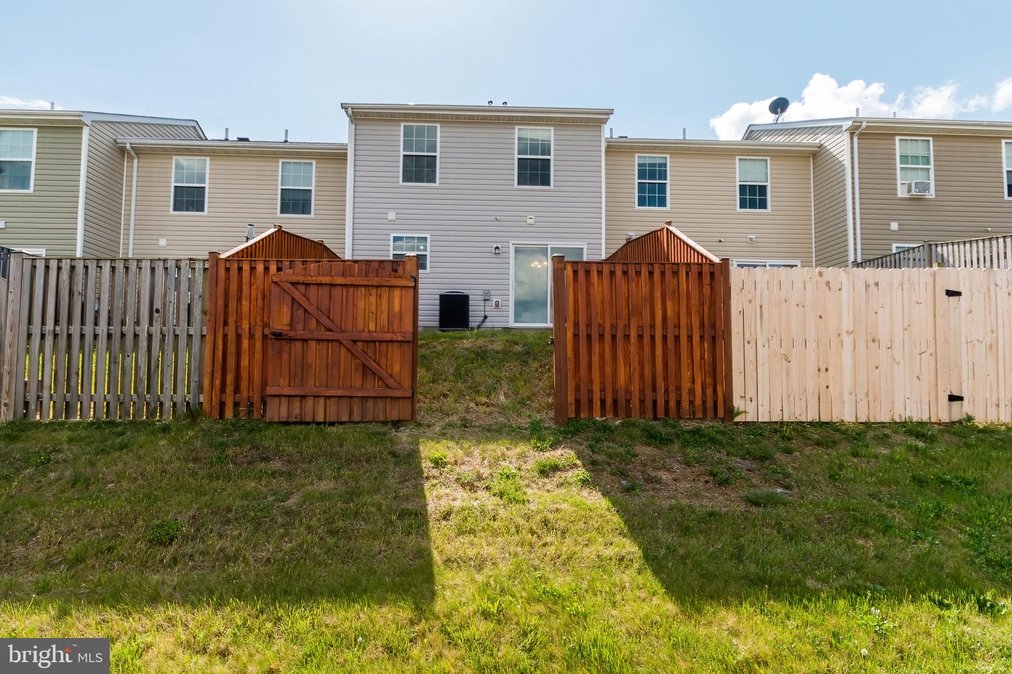 INWOOD VILLAGE - Residential