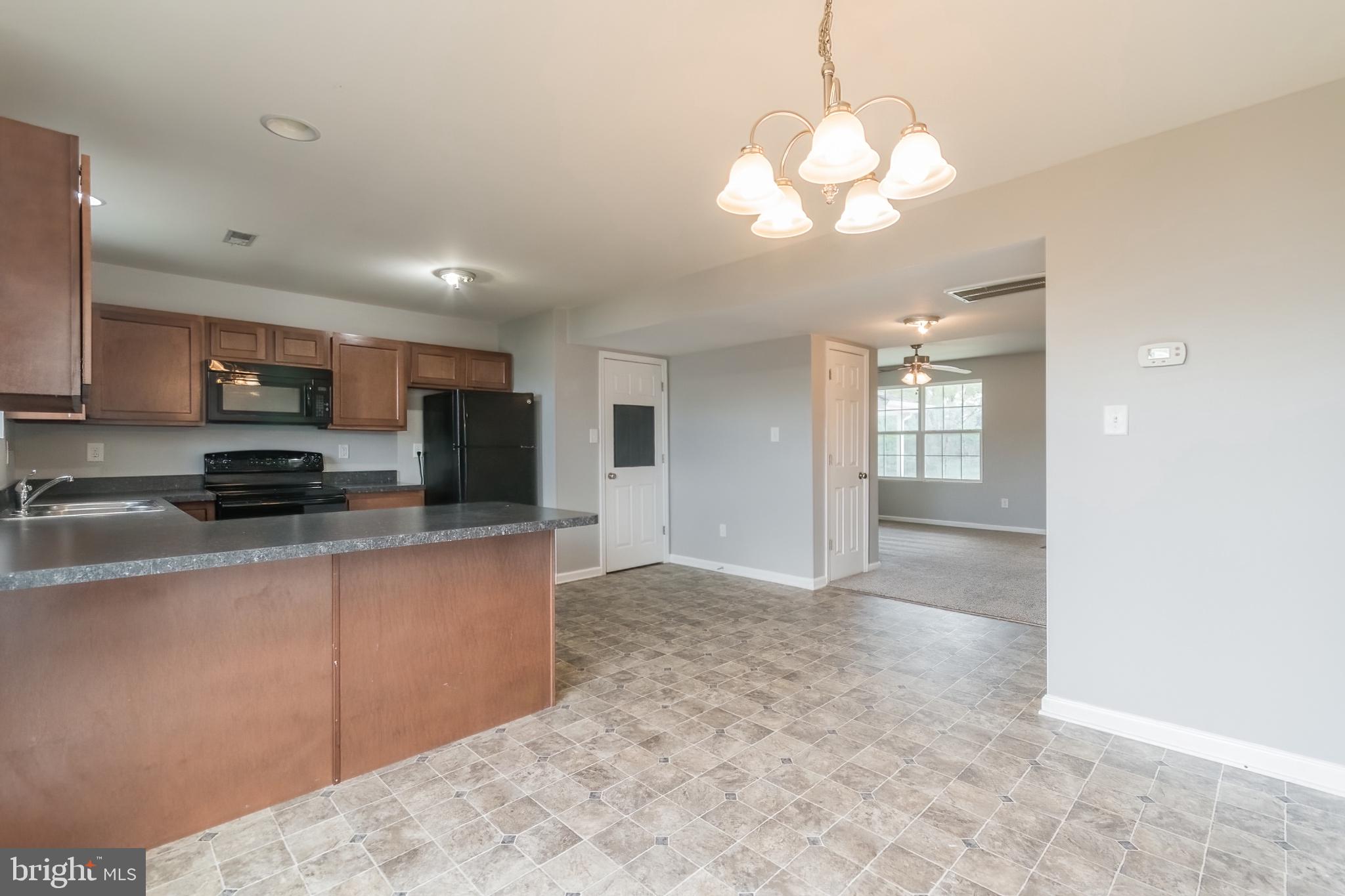 INWOOD VILLAGE - Residential